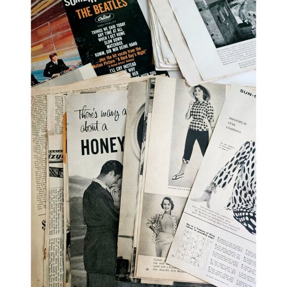 HUGE Bulk Ephemera Lot Of 150 Pcs Victorian Vintage Photos Maps Ads Movie INVRMZ - Picture 12 of 15